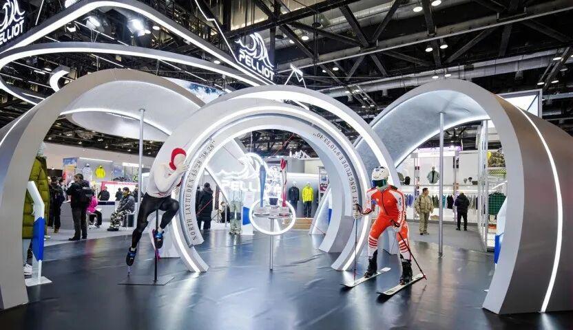 开云团队-伯希和不只站在“世界之巅”了 | 大公司